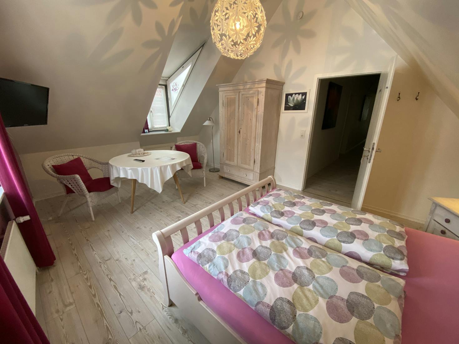 Monteur-Zimmer - Guest House Lavender City, Flensburg