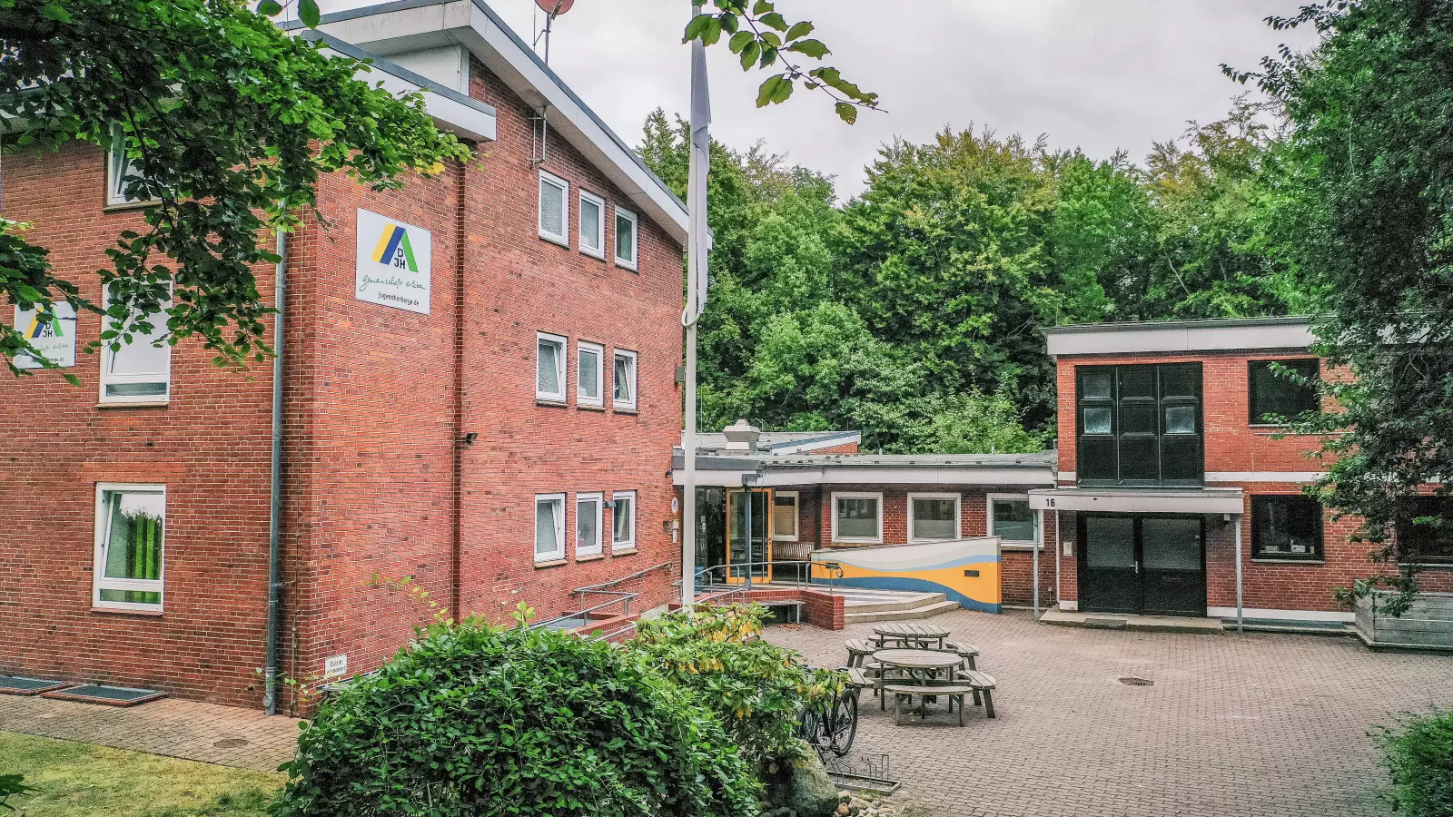 Monteur-Zimmer - https://www.jugendherberge.de/upload/galerien/47012/001_raumangebot.jpg - Jugendherberge Hostel Flensburg