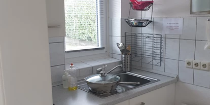Monteur-Zimmer - Preis pro Nacht - Ferienwohnung, kleine Küche - Gästehaus Harrislee
