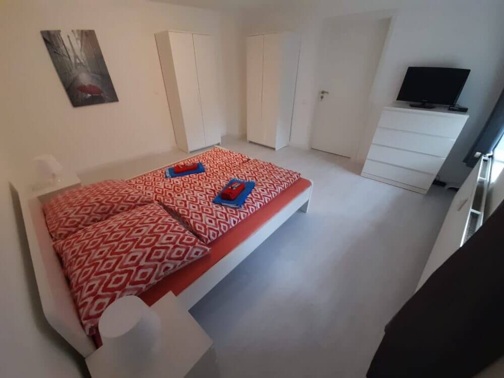 Monteur-Zimmer - Preis pro Nacht - Handwerkerzimmer / Monteurzimmer in 24941 Flensburg