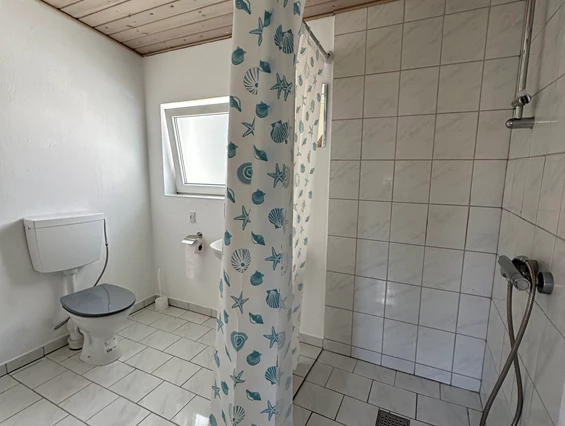 Monteur-Zimmer - Preis pro Nacht - Deutschland - Super Monteurshaus bis 12 Personen