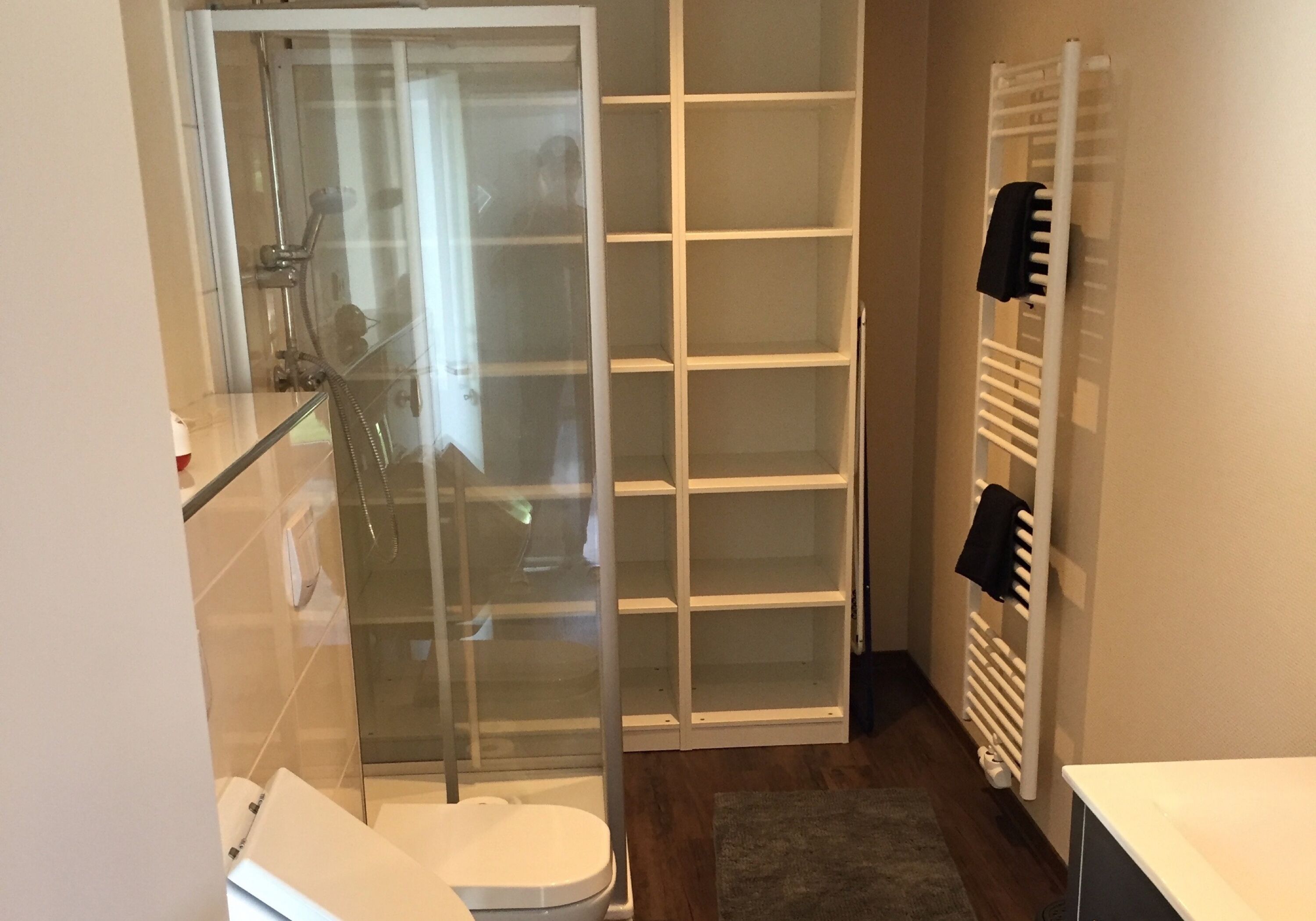 Monteur-Zimmer - Preis pro Nacht - Moderne Monteurs-Wohnung in Flensburg mit Garten