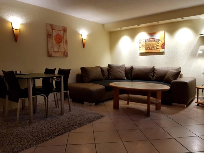 Monteur-Zimmer - Küche - Appartements und Zimmervermietung FLENSBURG