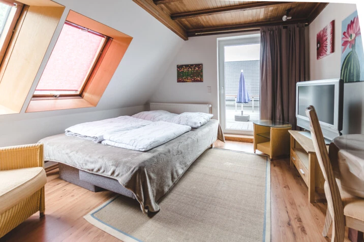 Monteur-Zimmer - Ferienwohnungen Philippsen 1 und 2