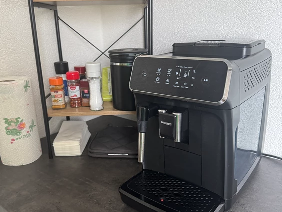 MonteurZimmer: Kaffeevollautomat - Fewo Naturblick