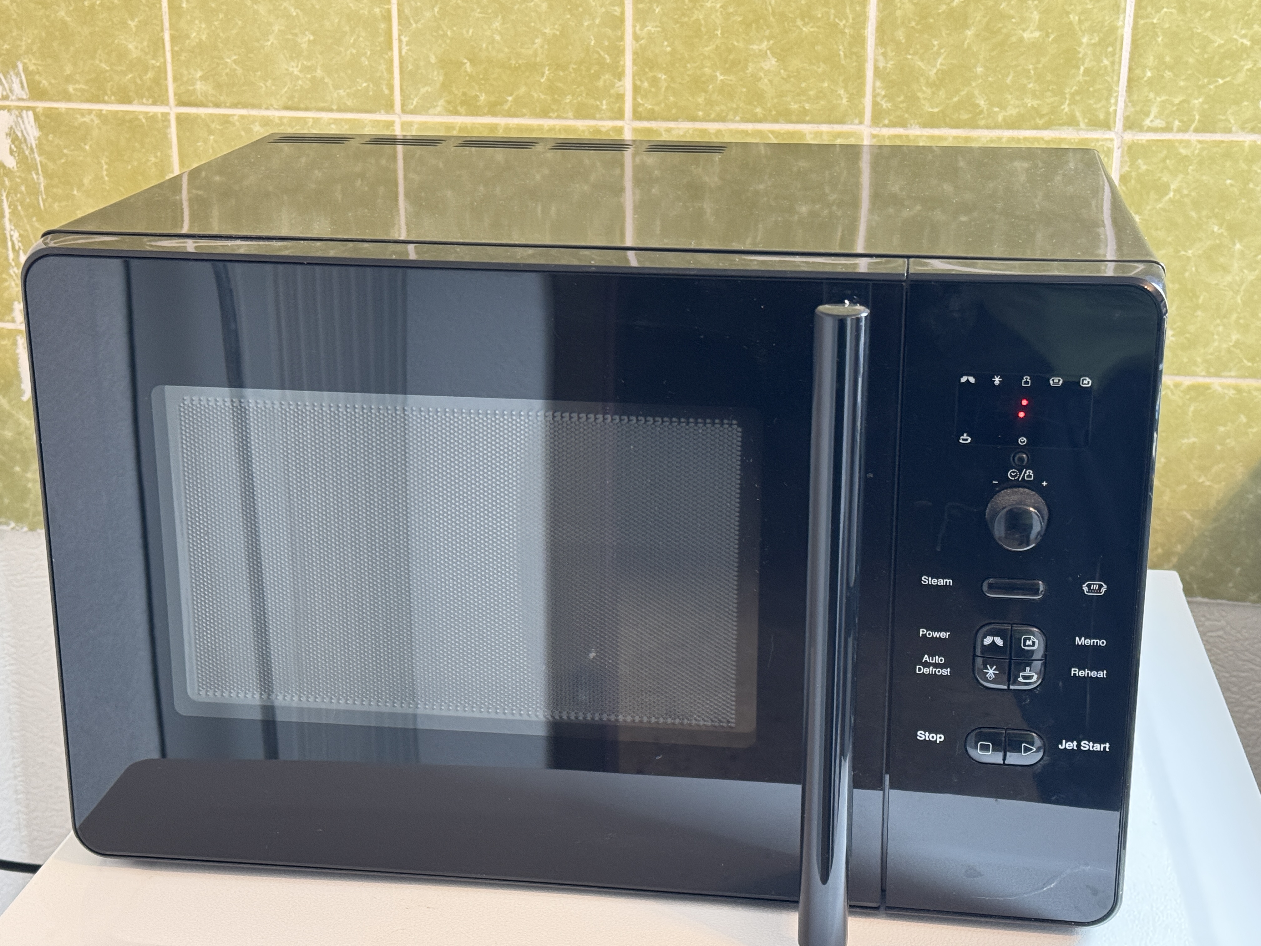 MonteurZimmer: Mikrowelle - Fewo Naturblick 