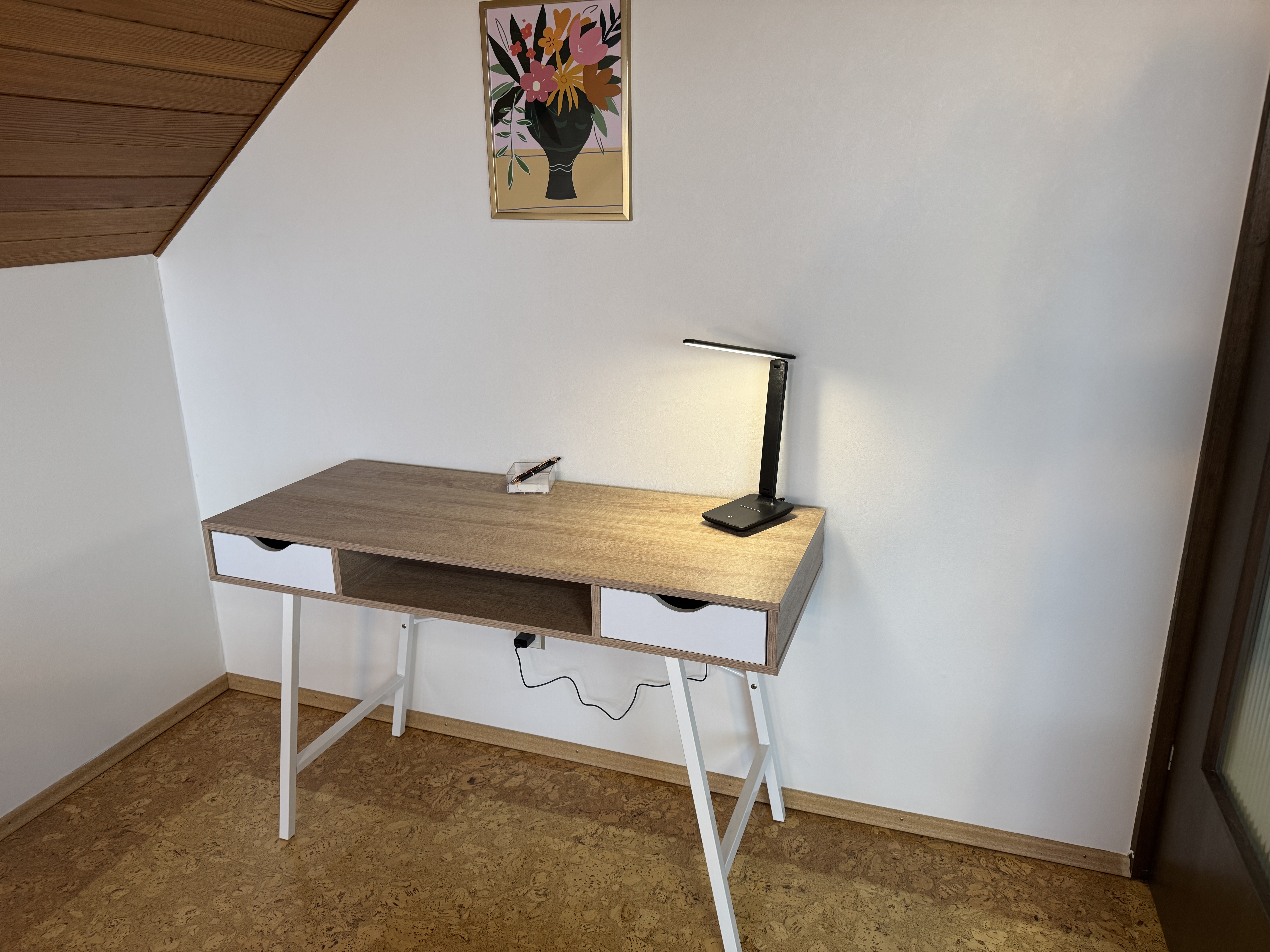 MonteurZimmer: Schreibtisch - Fewo Naturblick 