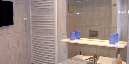 Monteur-Zimmer - Preis pro Nacht - Dusch/WC - Ferienwohnung Engelsby