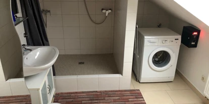 Monteur-Zimmer - Aichach (Landkreis Aichach-Friedberg) - Pension Savil