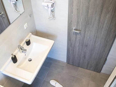 MonteurZimmer: Prime Apartments – Monteur-Unterkünfte in Augsburg