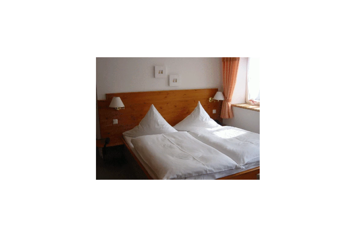 MonteurZimmer: Pension Herrenhäuser