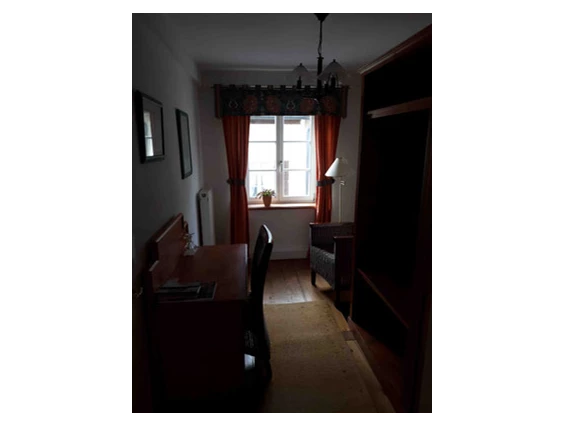MonteurZimmer: Pension Herrenhäuser