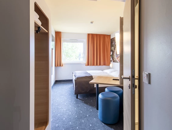MonteurZimmer: B&B HOTEL Augsburg-Süd