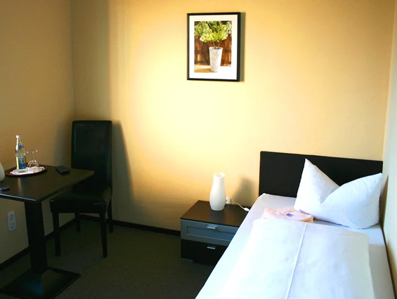 MonteurZimmer: Hotel Augsburg Goldener Falke