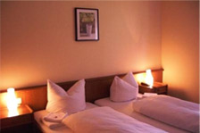 Monteur-Zimmer - Friedberg (Landkreis Aichach-Friedberg) - Hotel Langemarck