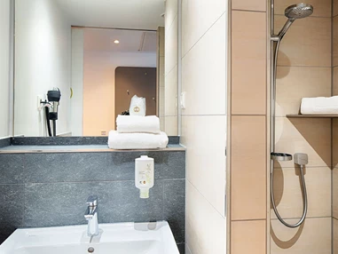MonteurZimmer: B&B Hotel Augsburg-West