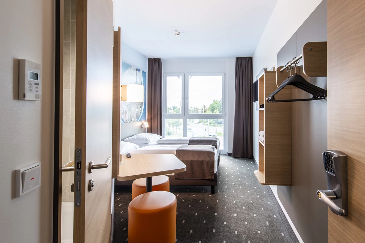 MonteurZimmer: B&B Hotel Augsburg-Nord