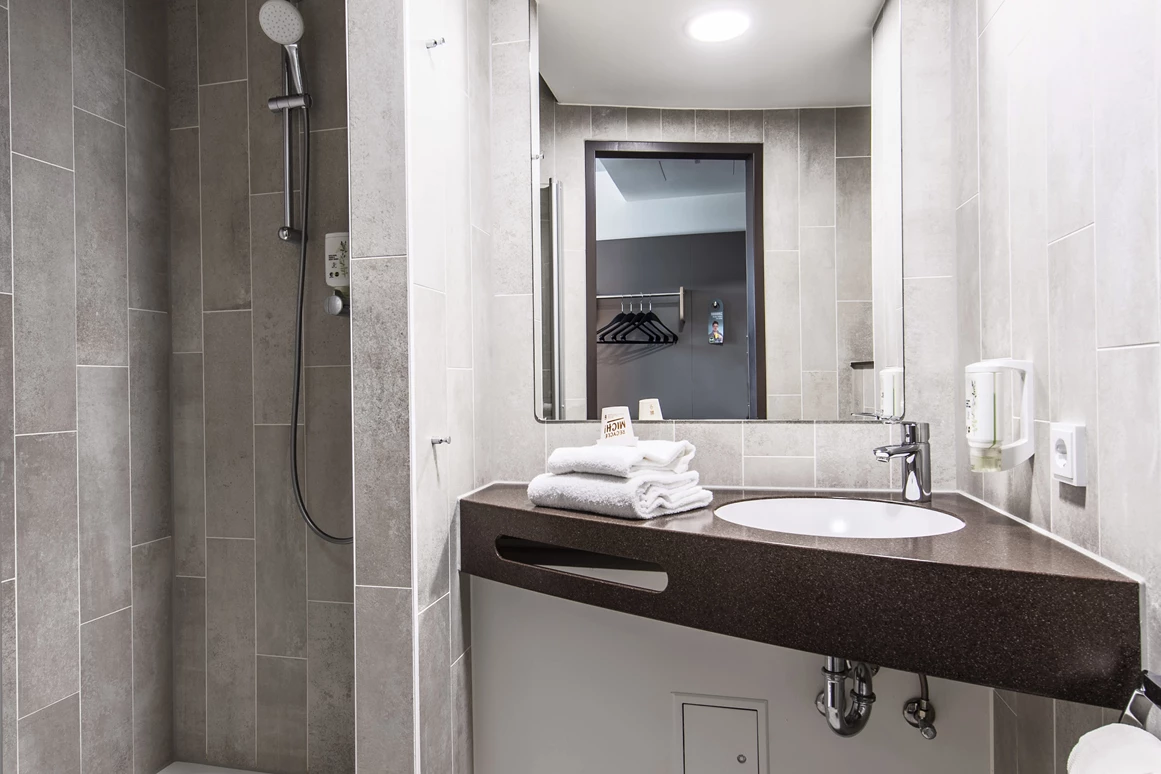MonteurZimmer: B&B Hotel Augsburg-Nord