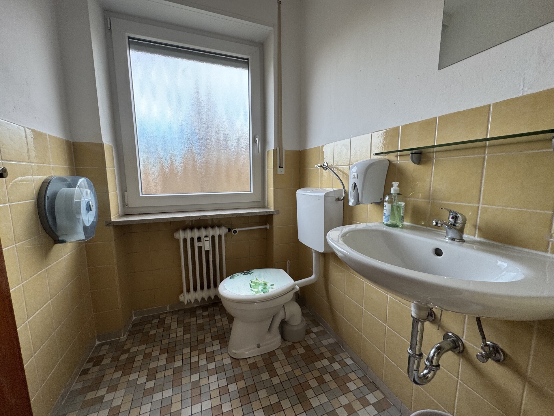 Monteur-Zimmer - Friedberg (Landkreis Aichach-Friedberg) - Pension Linderhof Augsburg "Zimmer, Appartements, Wohnungen" in 86165 Augsburg