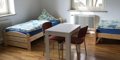 Monteur-Zimmer - Aystetten - Pension/ Ferienwohnung Schupp in 86153 Augsburg