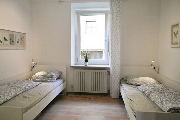 Monteur-Zimmer - Preis pro Nacht - Pfersee-Apartment in 86157 Augsburg