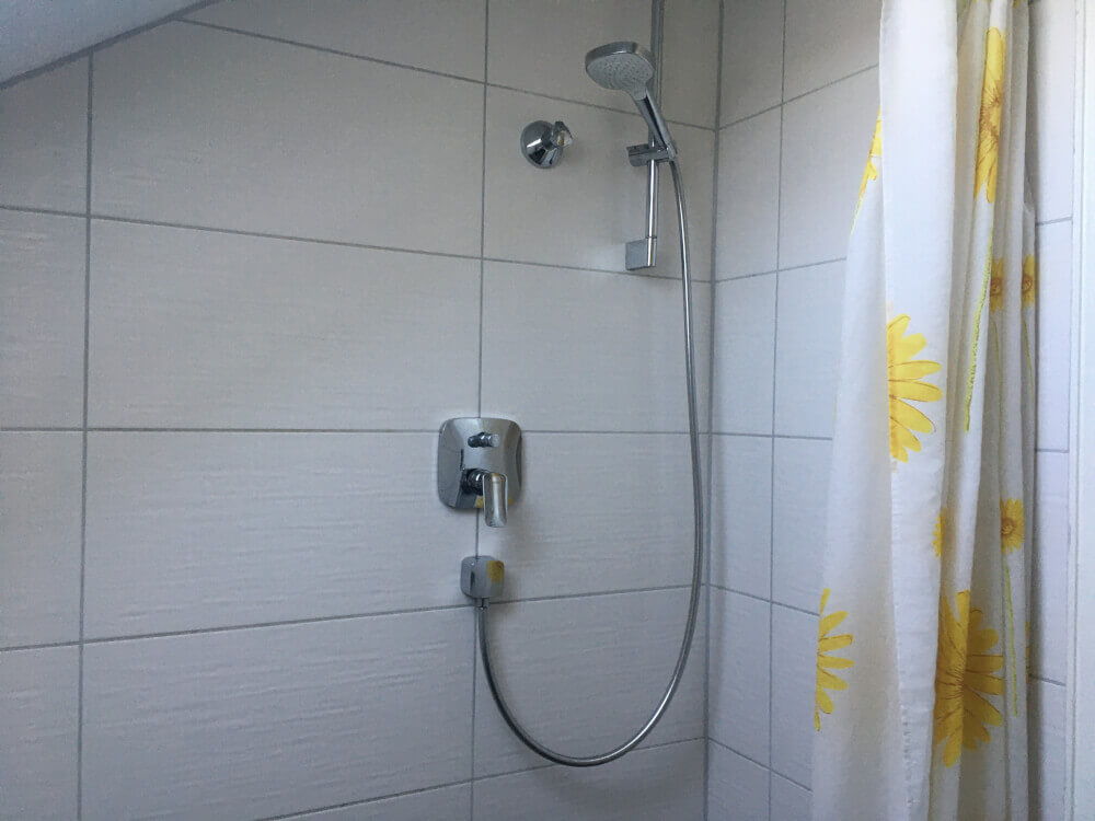 Monteur-Zimmer - Friedberg (Landkreis Aichach-Friedberg) - Monteurwohnung Aumann in 86154 Augsburg