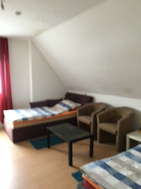 Monteur-Zimmer - Preis pro Nacht - Monteur- und Gästezimmer (Ferienwohnung) I. Neumann in 86163 Augsburg