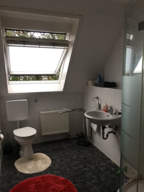 Monteur-Zimmer - Preis pro Nacht - Monteur- und Gästezimmer (Ferienwohnung) I. Neumann in 86163 Augsburg