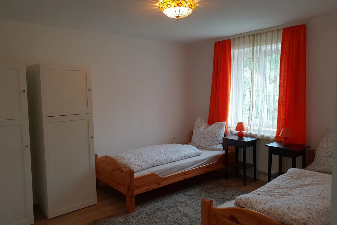 MonteurZimmer: LivBiz - Adelsried - Apartments für Profis! in 86477 Adelsried
