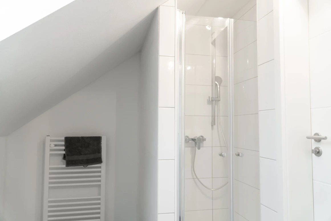 MonteurZimmer: M House Apartment & Rooms - Monteursunterkunft für 12 Personen in 86356 Neusäß