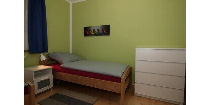 Monteur-Zimmer - Petersdorf (Landkreis Aichach-Friedberg) - Pension Peter in 86368 Gersthofen