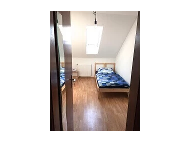 MonteurZimmer: M&P Unterkunft in 86453 Dasing