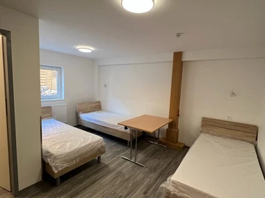 MonteurZimmer: Drei Bären Hotel & Appartements in 86551 Aichach