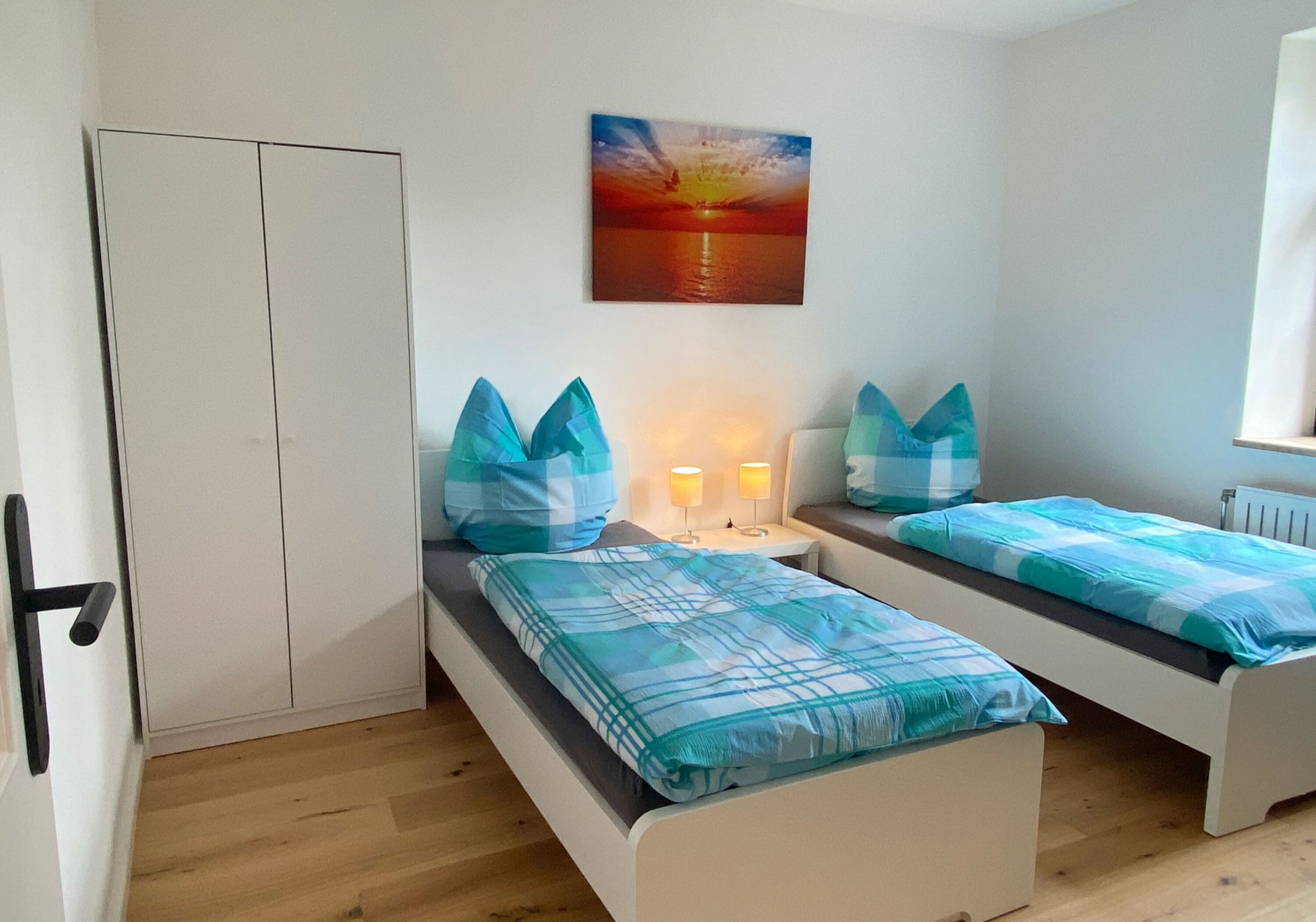 Monteur-Zimmer - Friedberg (Landkreis Aichach-Friedberg) - Wohnung mit Waschmaschine, Trockner, Balkon, Parkplatz