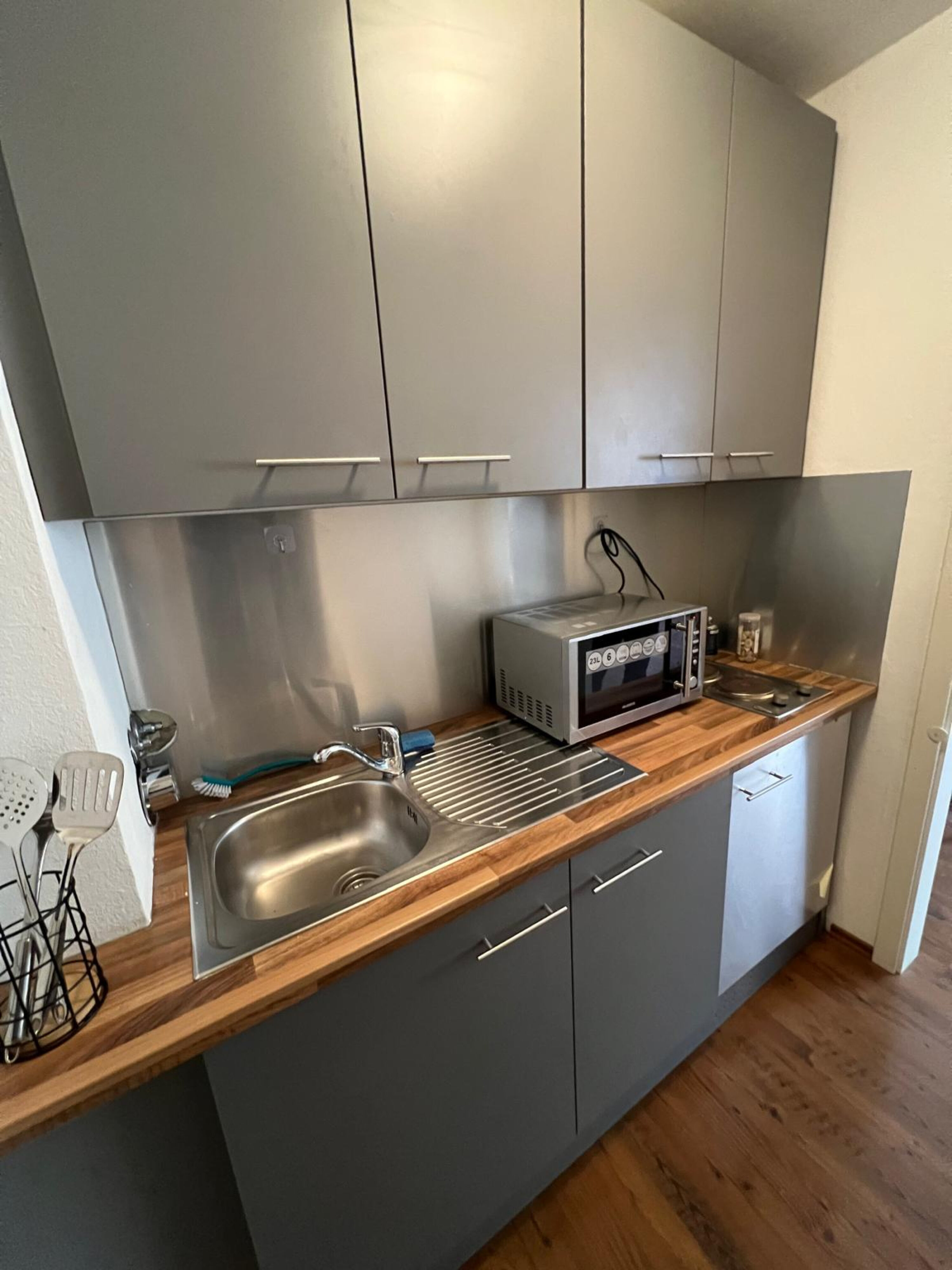 Monteur-Zimmer - Friedberg (Landkreis Aichach-Friedberg) - Apartment in der Innenstadt von Augsburg