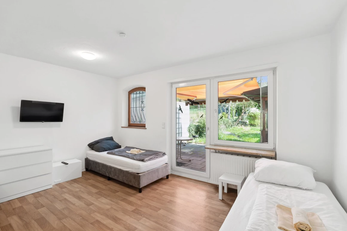 MonteurZimmer: AUGSBURG - Eigenes Haus bis zu 8 Betten