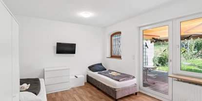 Monteur-Zimmer - Petersdorf (Landkreis Aichach-Friedberg) - AUGSBURG - Eigenes Haus bis zu 8 Betten