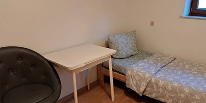 Monteur-Zimmer - Aystetten - 4 Wohnungen Augsburg - Eigenes Bad und Küche