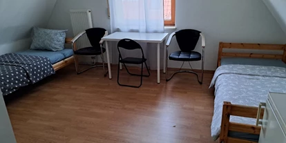 Monteur-Zimmer - Aystetten - 4 Wohnungen Augsburg - Eigenes Bad und Küche