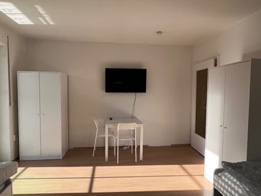 MonteurZimmer: Haus nice2be Augsburg
