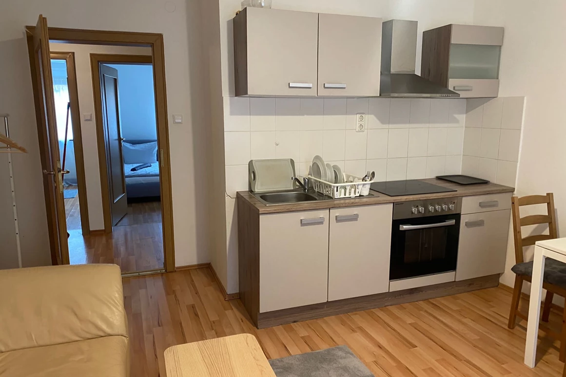 MonteurZimmer: Wohnung Farkas