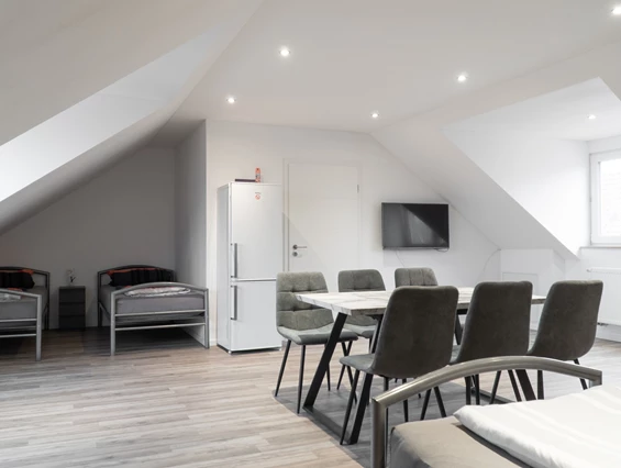 MonteurZimmer: M House Apartment and Rooms