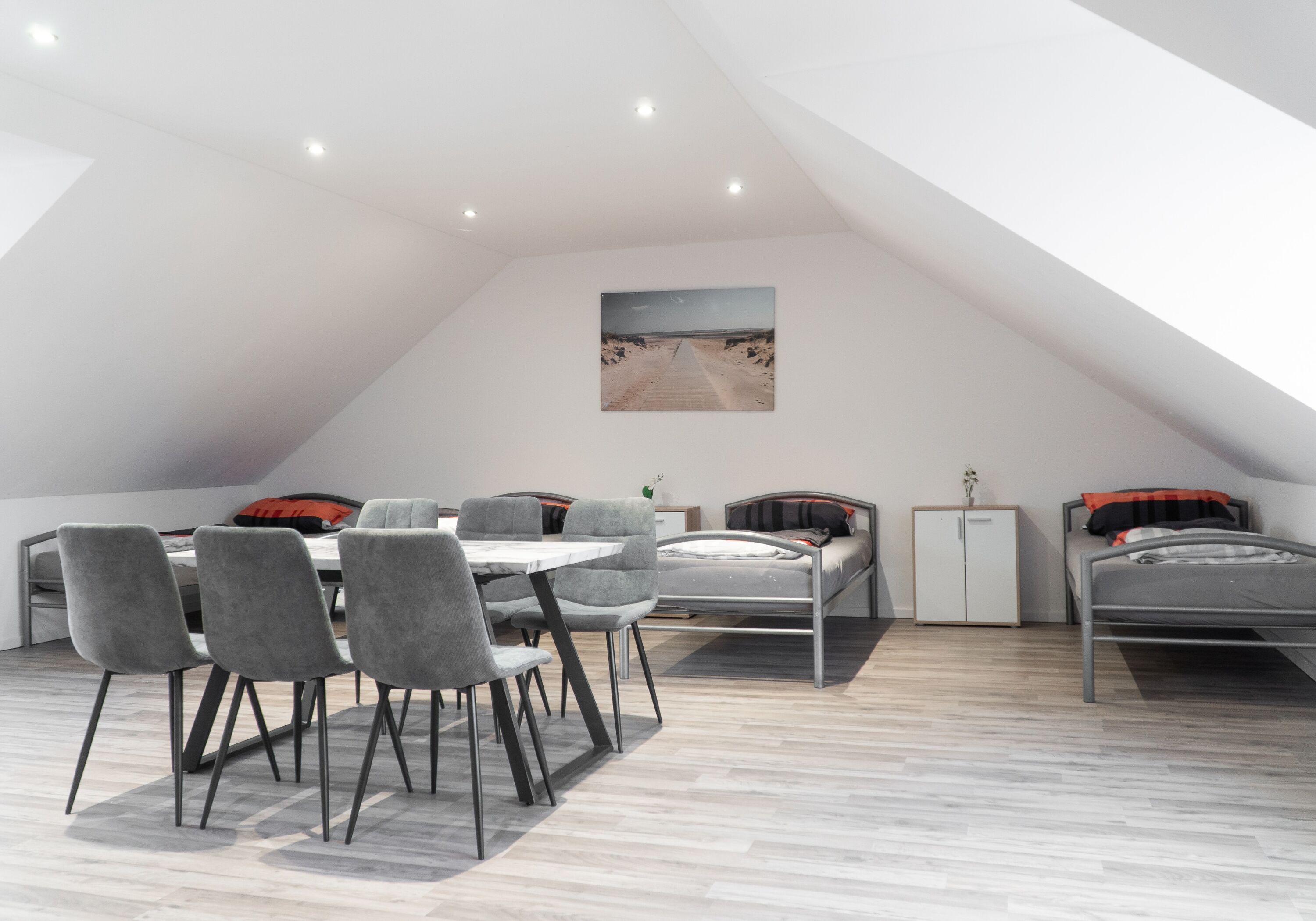 Monteur-Zimmer - Friedberg (Landkreis Aichach-Friedberg) - M House Apartment and Rooms