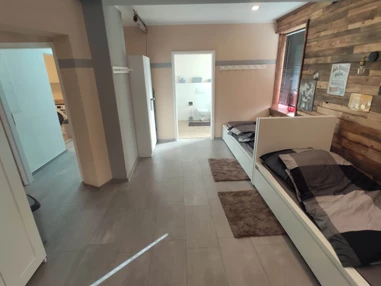 MonteurZimmer: Augsburg Lechhausen Monteurswohnung ab 20 Euro pro Person