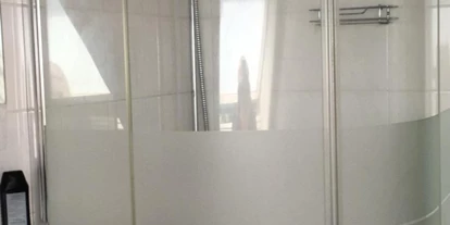 Monteur-Zimmer - Aystetten - Monteur- und Gästezimmer (Ferienwohnung) I. Neumann