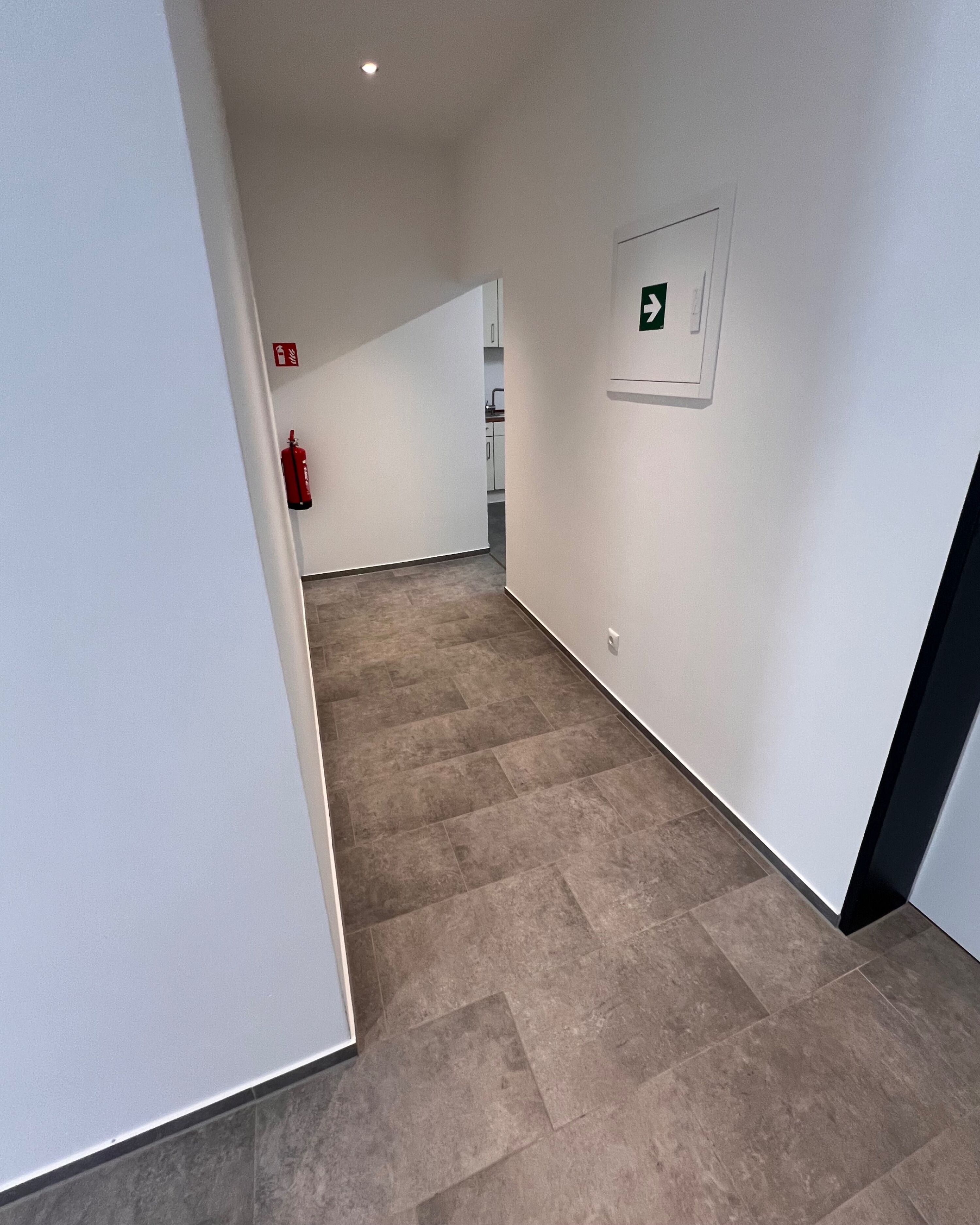 Monteur-Zimmer - Friedberg (Landkreis Aichach-Friedberg) - Augsburg – Lechhausen – renovierte Unterkünfte für Monteure