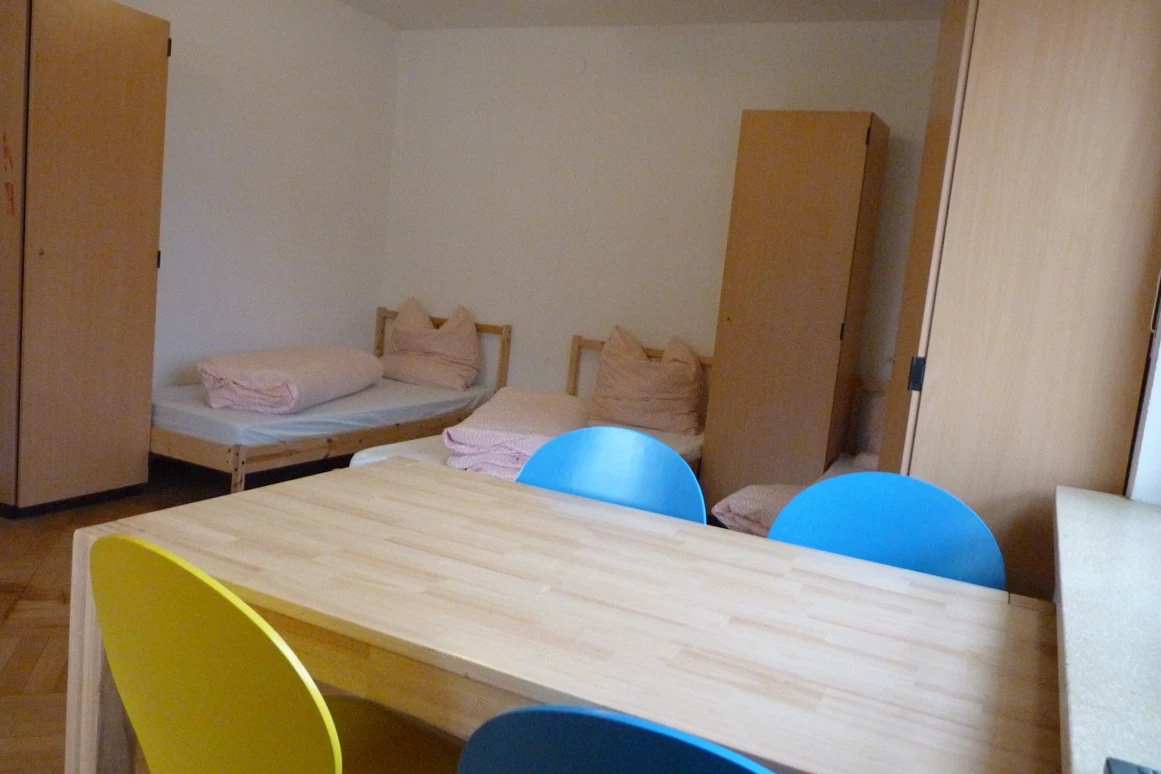 MonteurZimmer: Apartment Fox - Augsburg Oberhausen