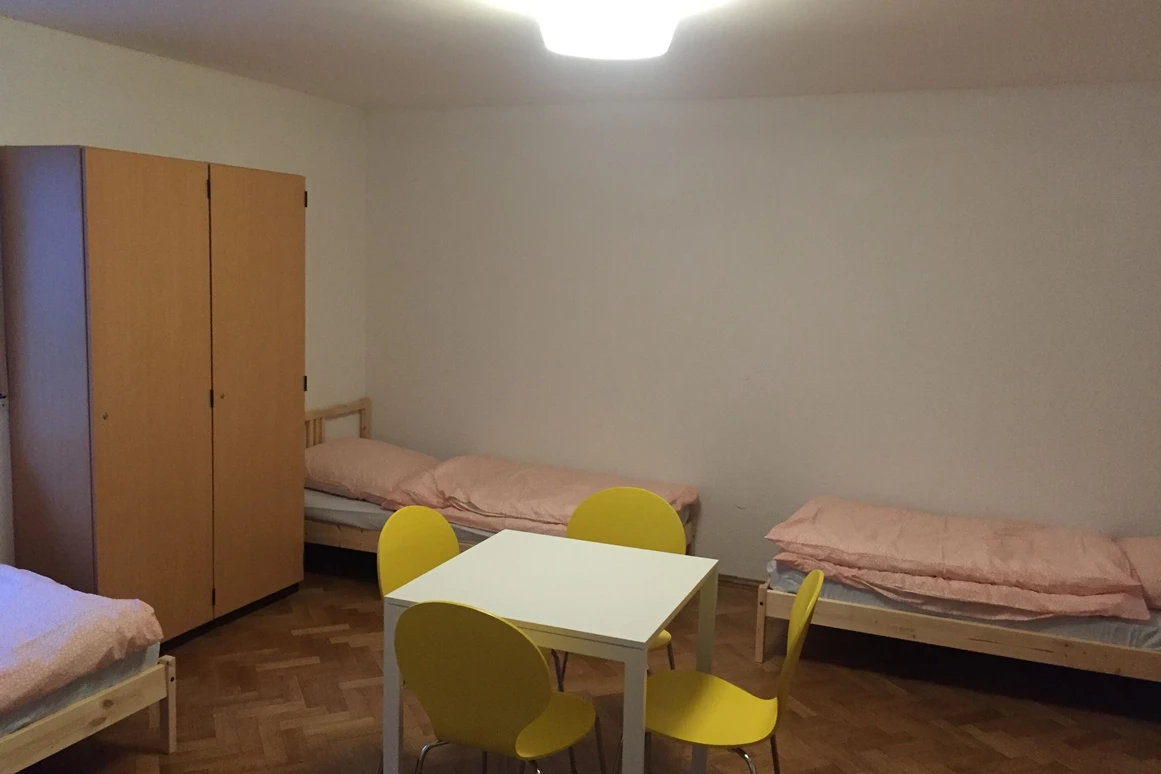 MonteurZimmer: Apartment Fox - Augsburg Oberhausen