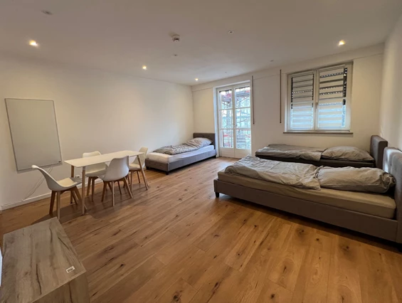 MonteurZimmer: Apartment in Bestlage von Augsburg/gute Verkehrsanbindung A8