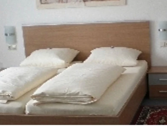 MonteurZimmer: Pension Einzel- Doppelzimmer-Mehrbettzimmer in Augsburg